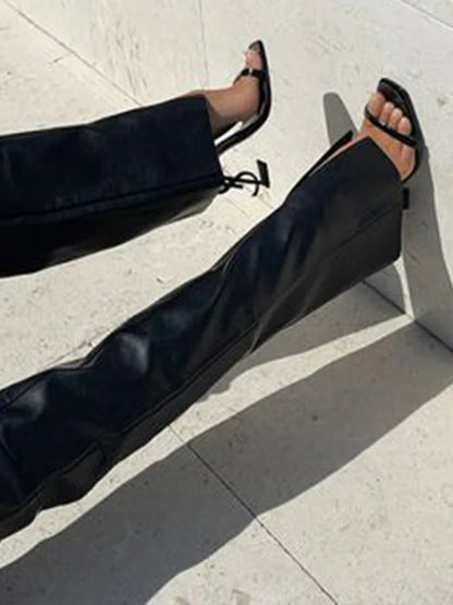 מכנס דמוי עור-