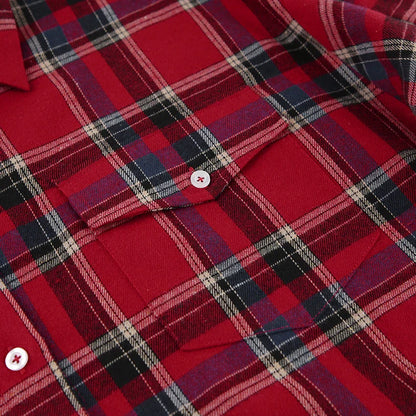 מכופתרת משבצות אדומה- אדל